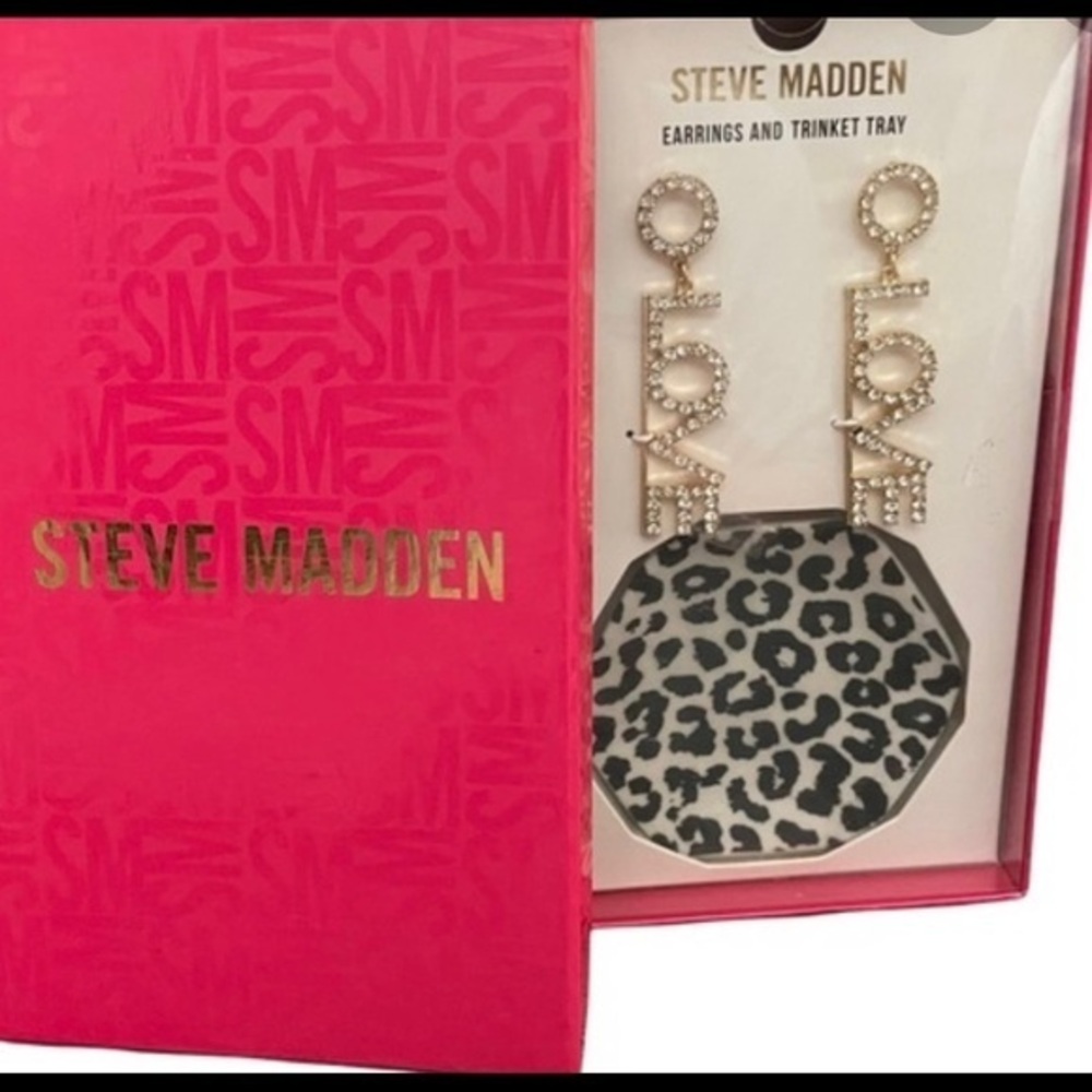 Christmas gift Steve Madden Earrings Trinket Tray Gift Set gold crystals…